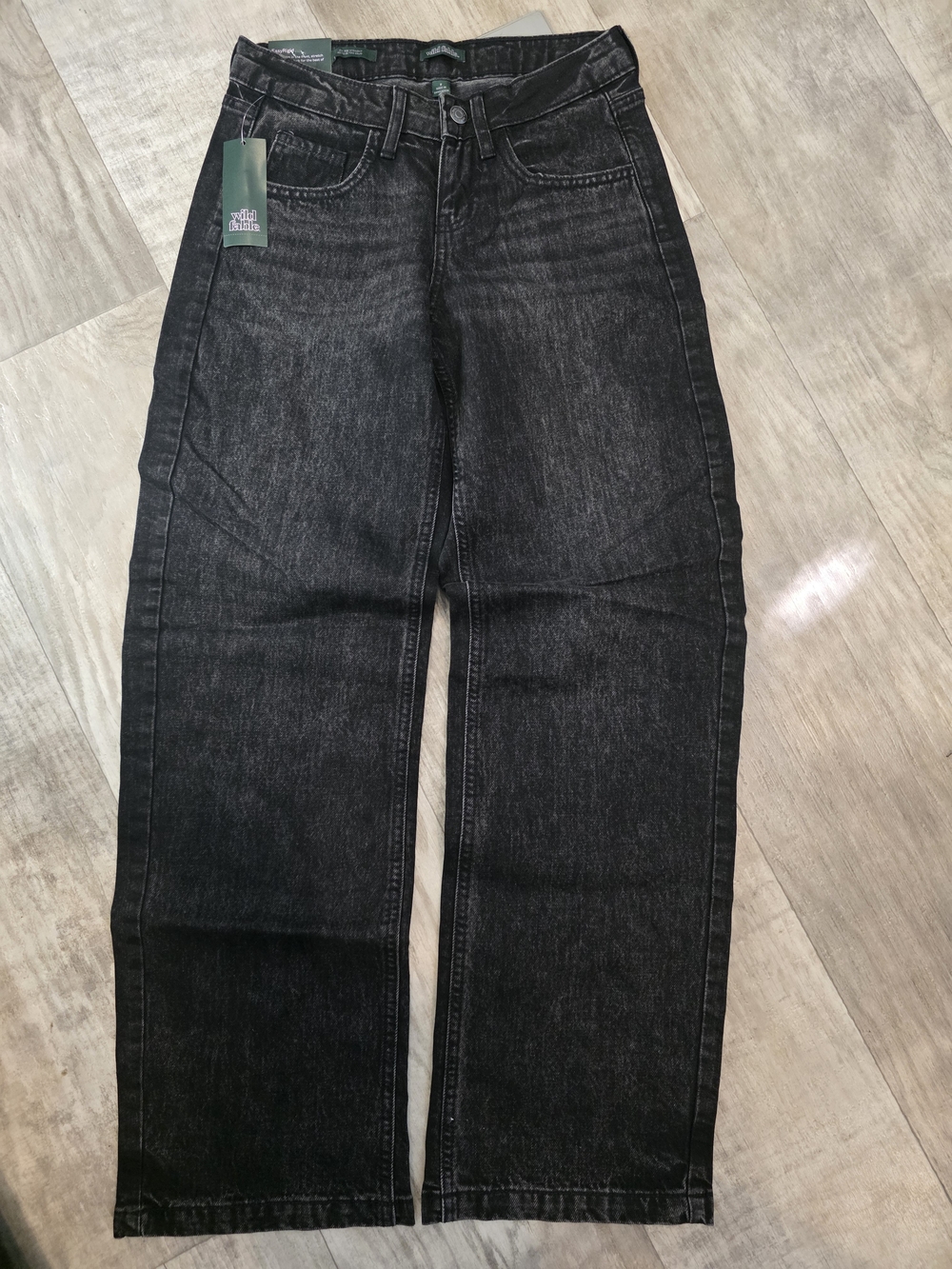 Women's Low-Rise Straight Jeans - Black